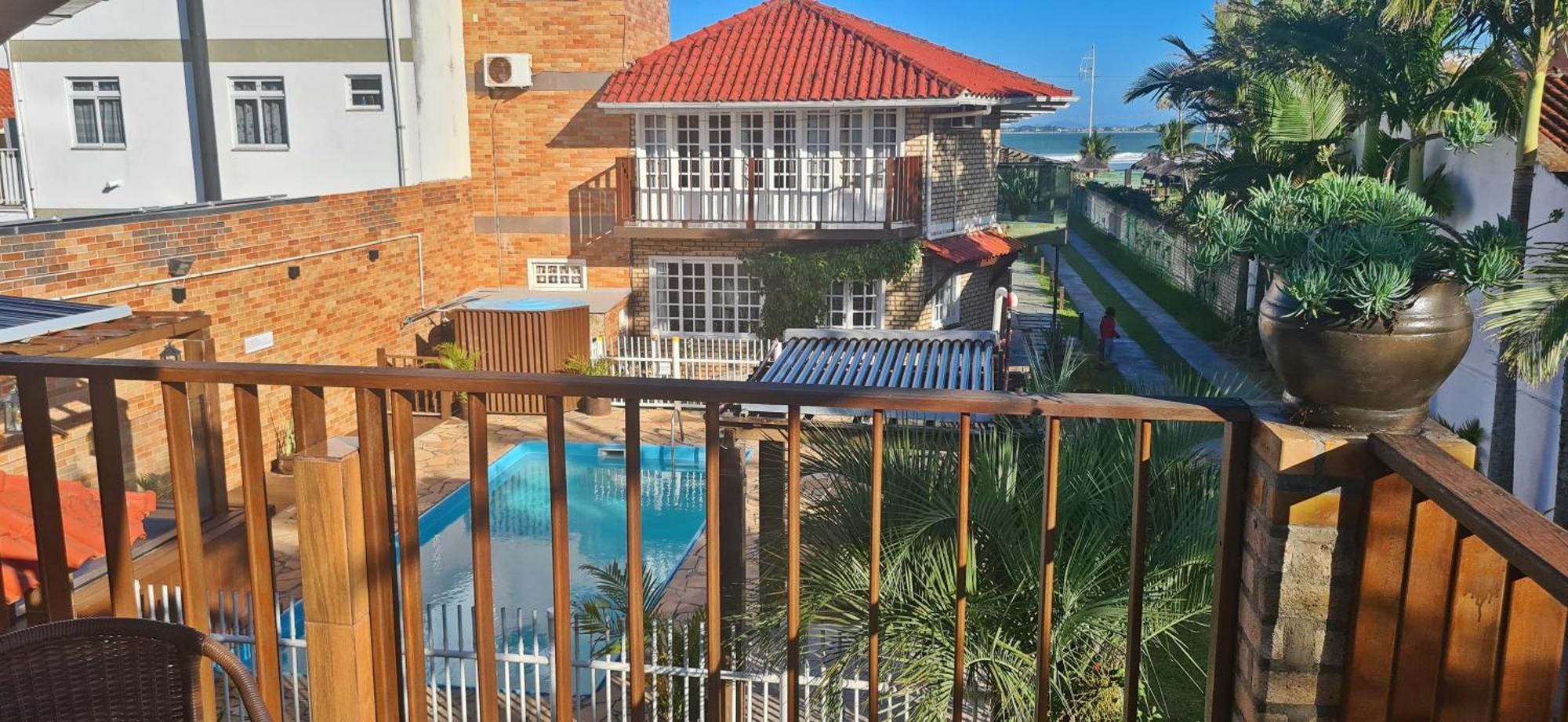 Pousada Recanto Edenico - A Beira Mar Da Praia Ponta Do Papagaio, Palhoca Sc Esterno foto